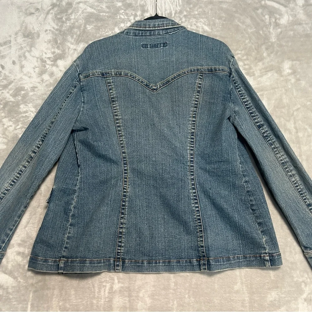 Z Cavaricci Vintage Denim Jacket Women’s Large Buttons